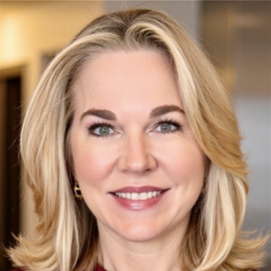 Elizabeth Tanzi headshot